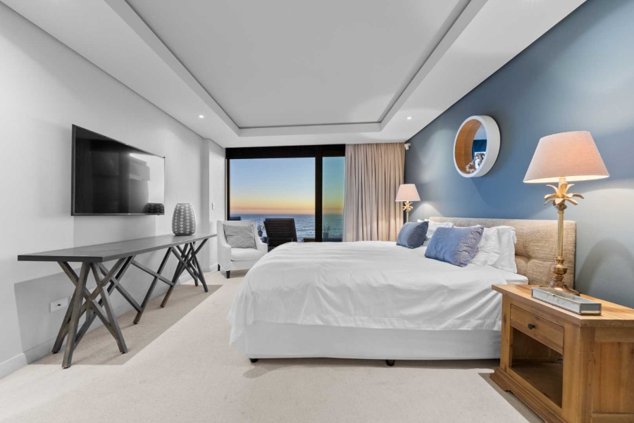 2 Bedroom Property for Sale in Clifton Western Cape